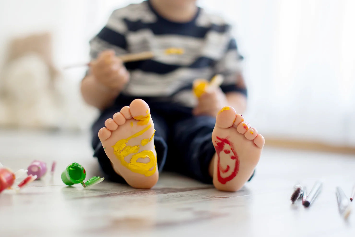 Using feet for sensory play activities for under 5s